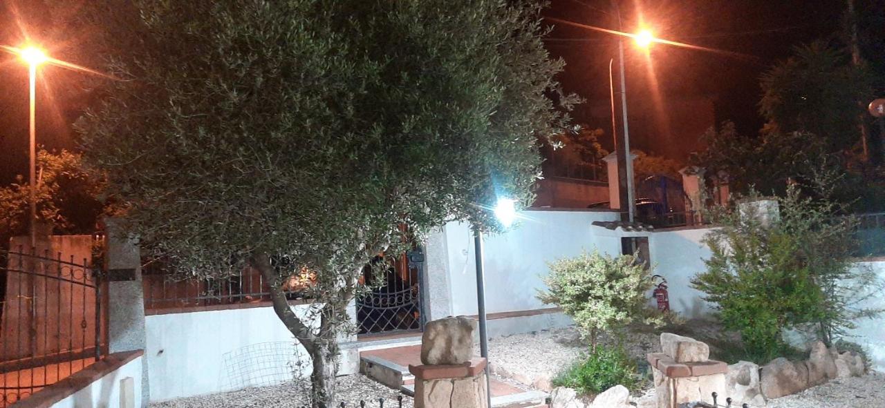 باري ساردو B&B Is Callelleddus المظهر الخارجي الصورة